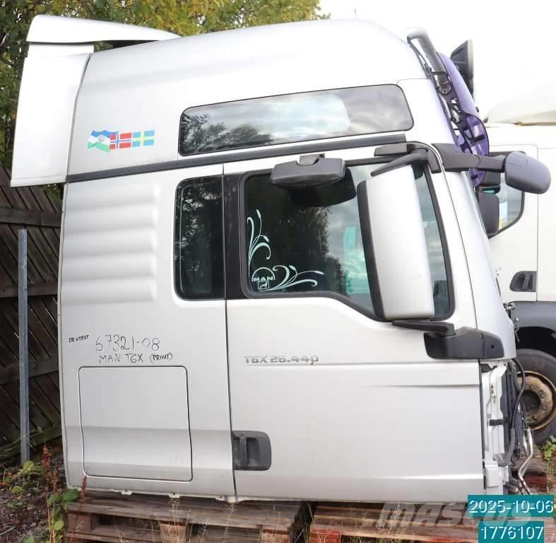 MAN TGX 26.440 Ohjaamot ja sisustat