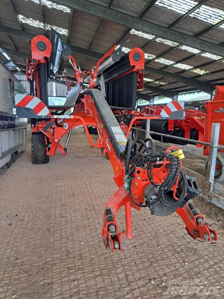 Kuhn Merge Maxx Pöyhimet ja haravat