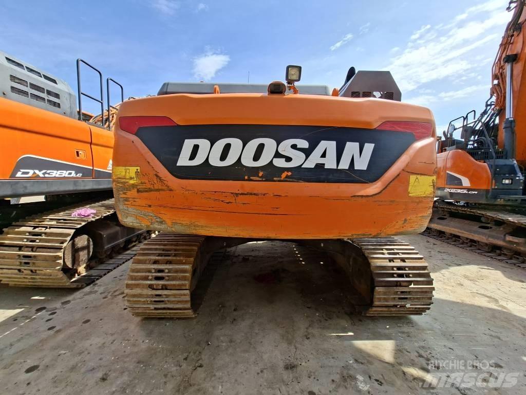 Doosan DX 225 LC-5 Telakaivukoneet
