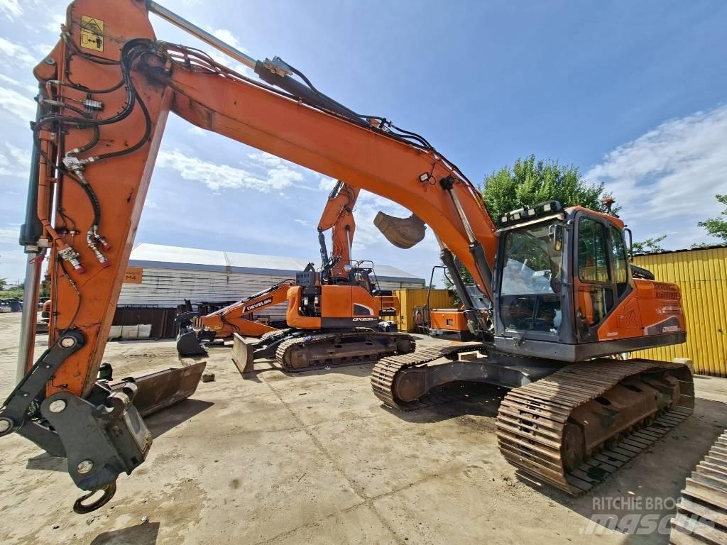 Doosan DX 225 LC-5 Telakaivukoneet