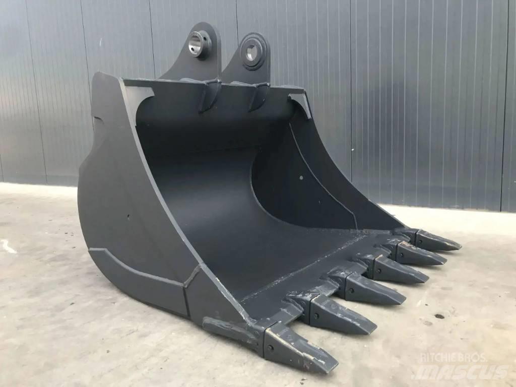 Komatsu PC210 Kauhat
