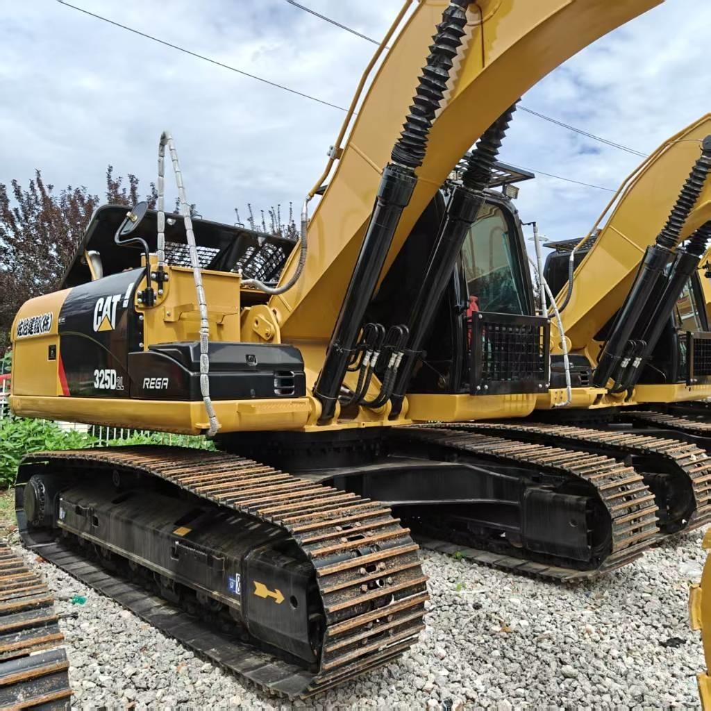 CAT 325D Telakaivukoneet