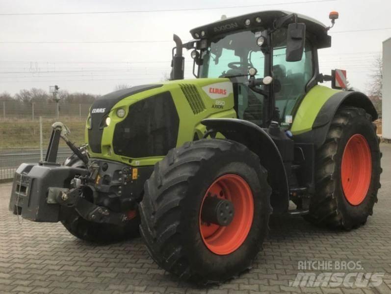 CLAAS AXION 850 Traktorit