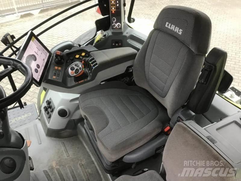 CLAAS AXION 850 Traktorit