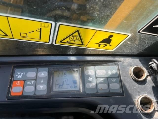 CAT 311 D Telakaivukoneet