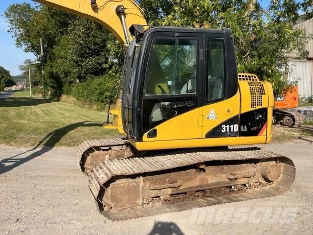 CAT 311 D Telakaivukoneet