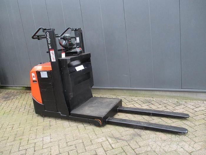 Toyota OSE 100W Matalakeräilytrukit
