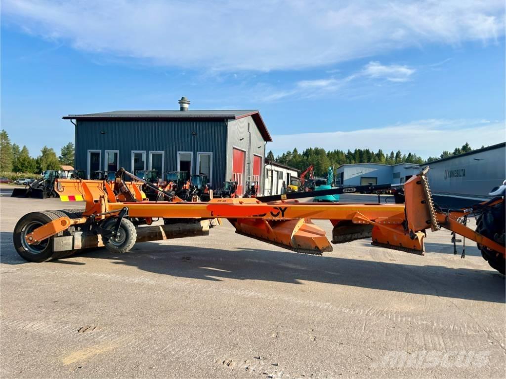 FMG TLN 570 Tiehöylät