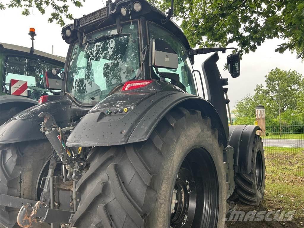 Valtra T 235 D Traktorit