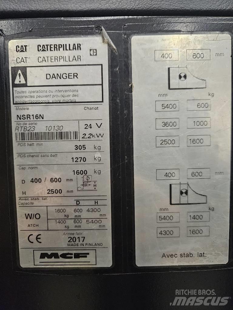 CAT NSR16N Ajettavat pinoamisvaunut