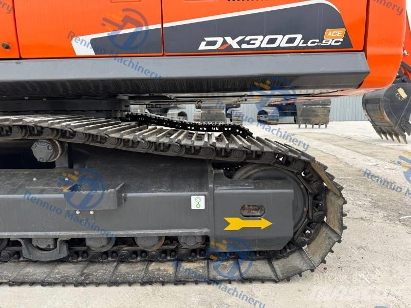 Doosan DX 300 LC-9C Telakaivukoneet