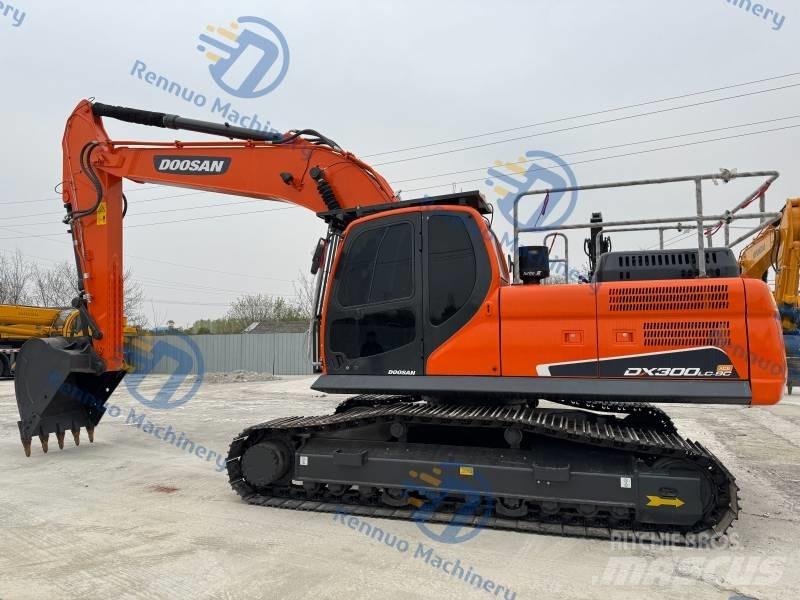Doosan DX 300 LC-9C Telakaivukoneet