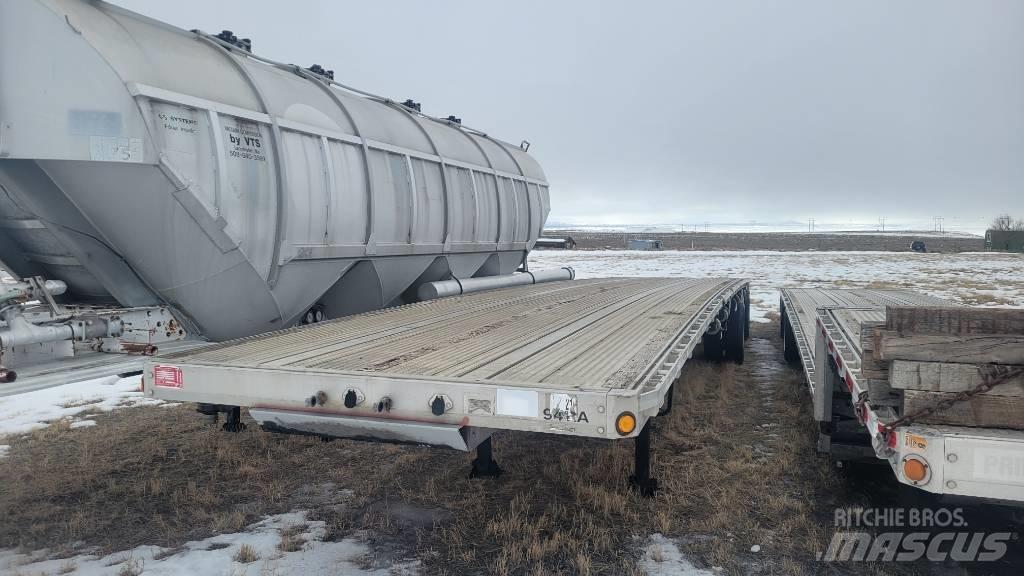 Reitnouer 48' Flatbed Lavaperävaunut