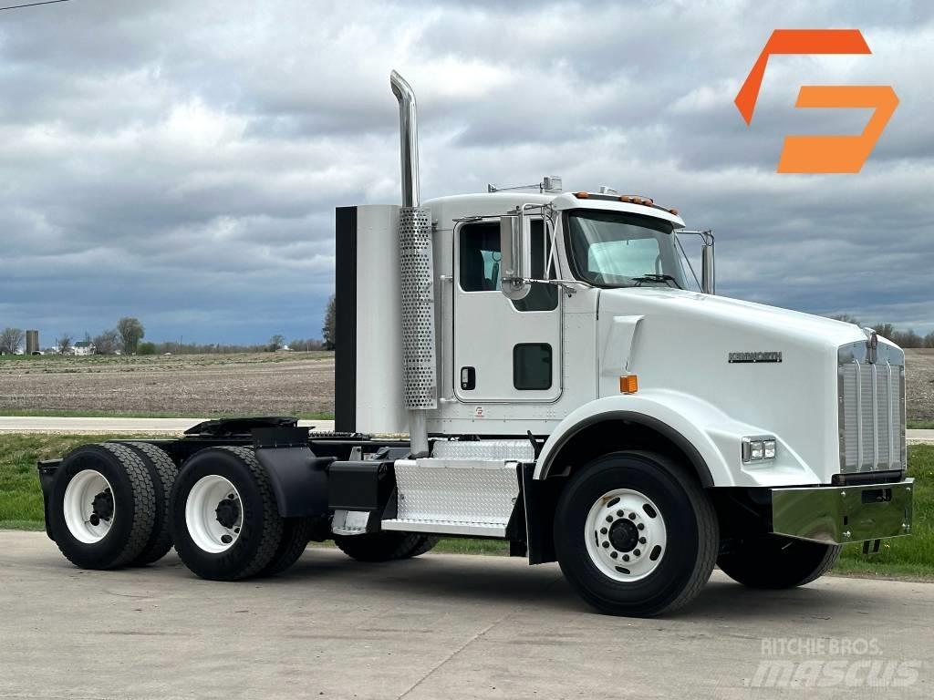 Kenworth T800 Vetopöytäautot