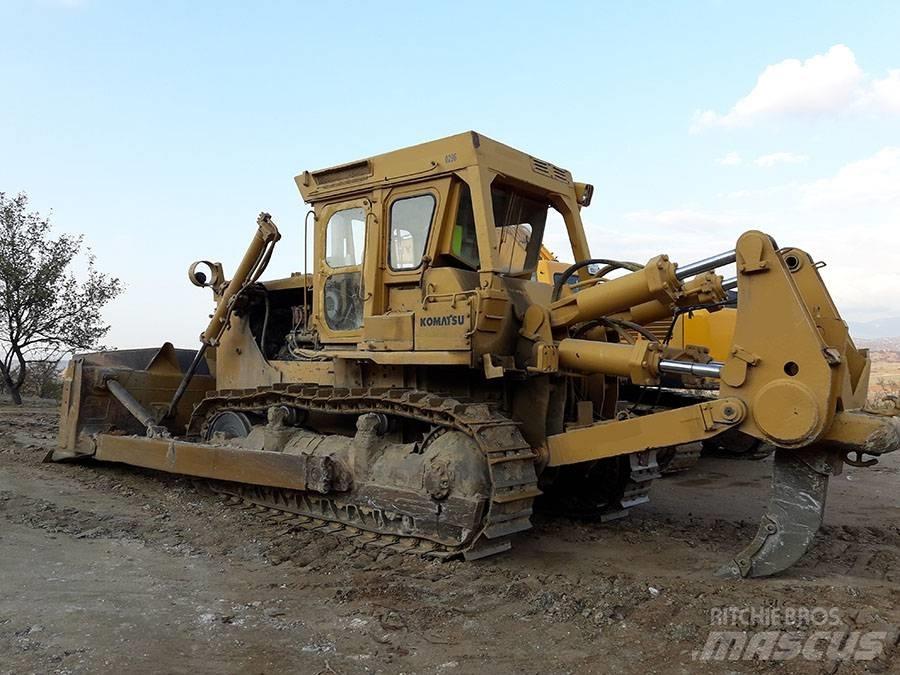 Komatsu D 155 A-1 Telaketjupuskutraktorit