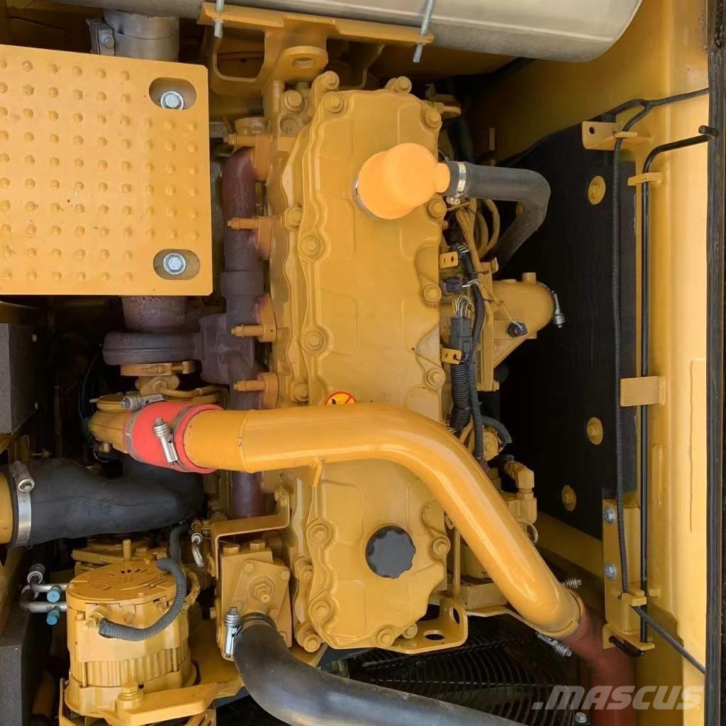 CAT 329 E Telakaivukoneet