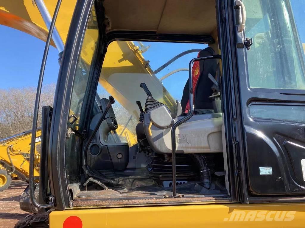 CAT 325D Telakaivukoneet