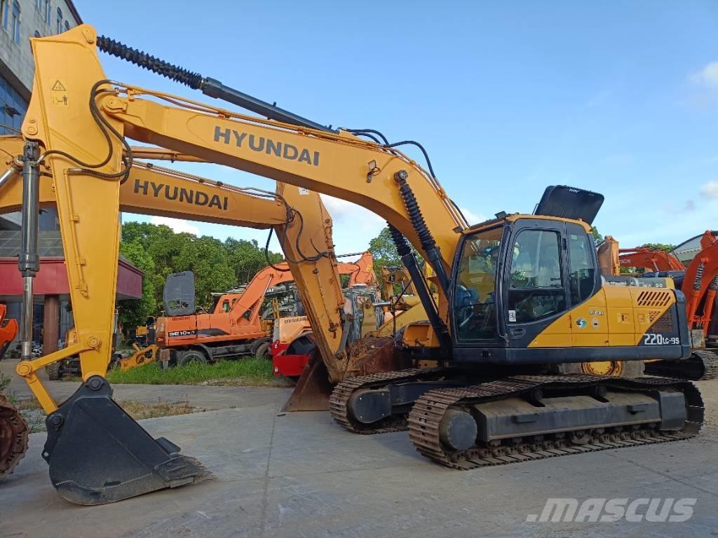 Hyundai R220LC-9S Telakaivukoneet