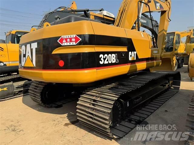 CAT 320 B L Telakaivukoneet