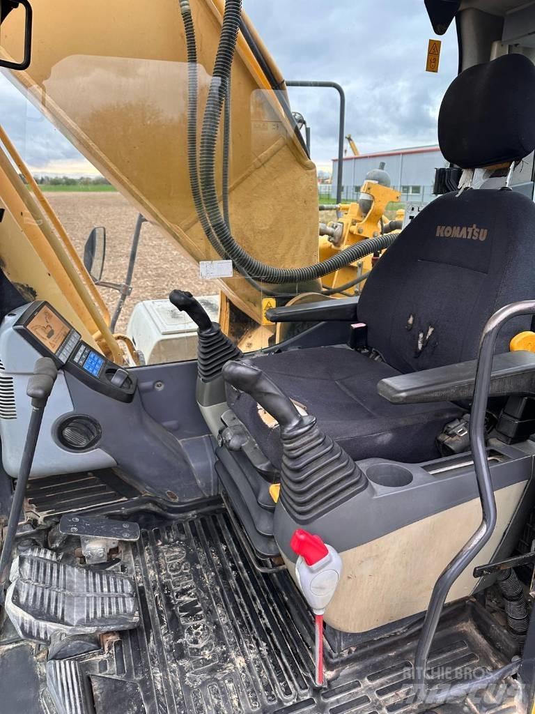 Komatsu PC 240 NLC-8 Telakaivukoneet