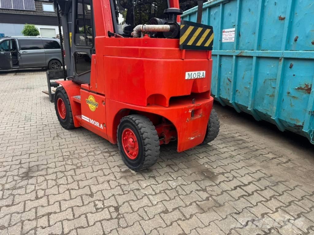 Mora M 85 C Dieseltrukit