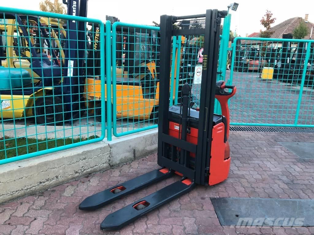 Linde L 12 V-3108 Käyden ajettavat pinoamistrukit