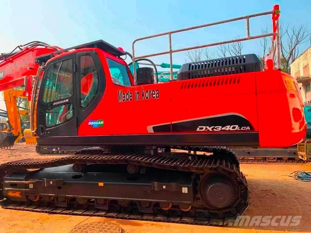 Doosan DX 340 LCA Telakaivukoneet