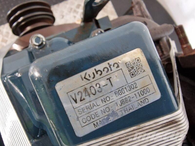 Kubota V2403-T Moottorit