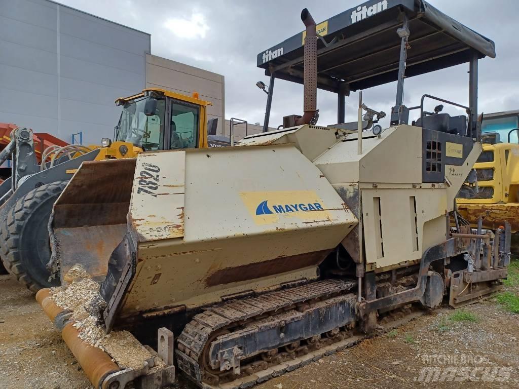 Titan 7820 Asfalttikoneet