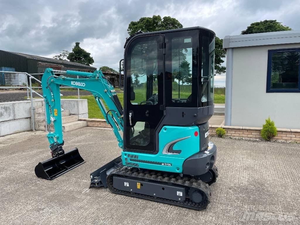 Kobelco SK17SR-3E Minikaivukoneet < 7t