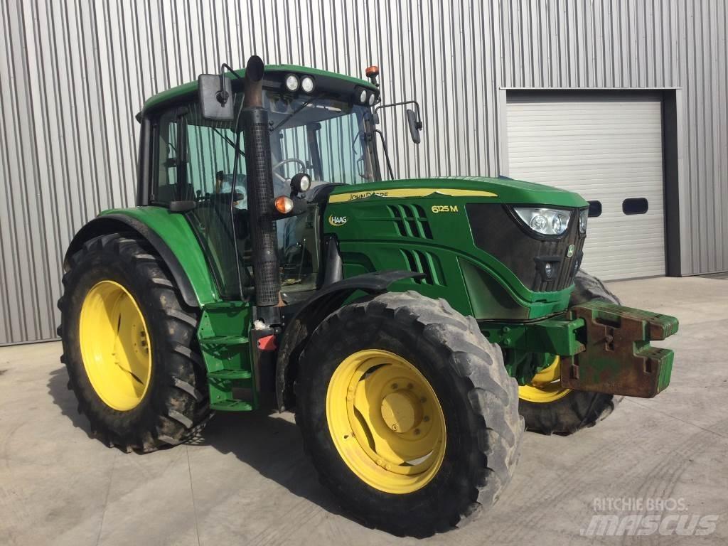 John Deere 6125M Traktorit