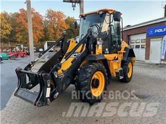 JCB 411 HT Pyöräkuormaajat