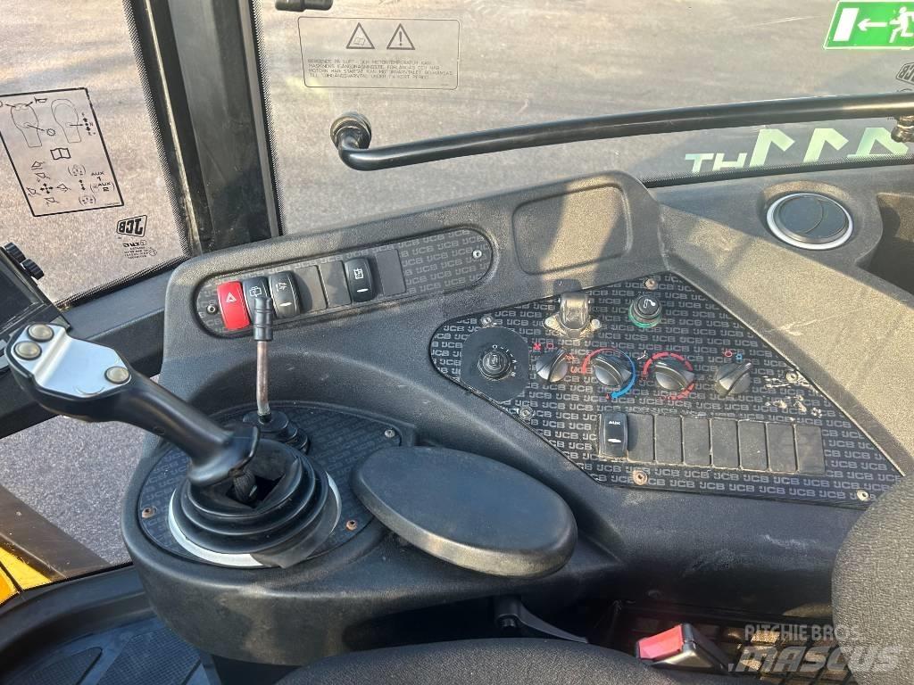 JCB 411 HT Pyöräkuormaajat