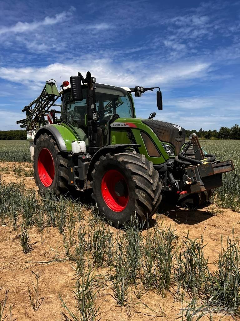 Fendt 724 Profi Traktorit