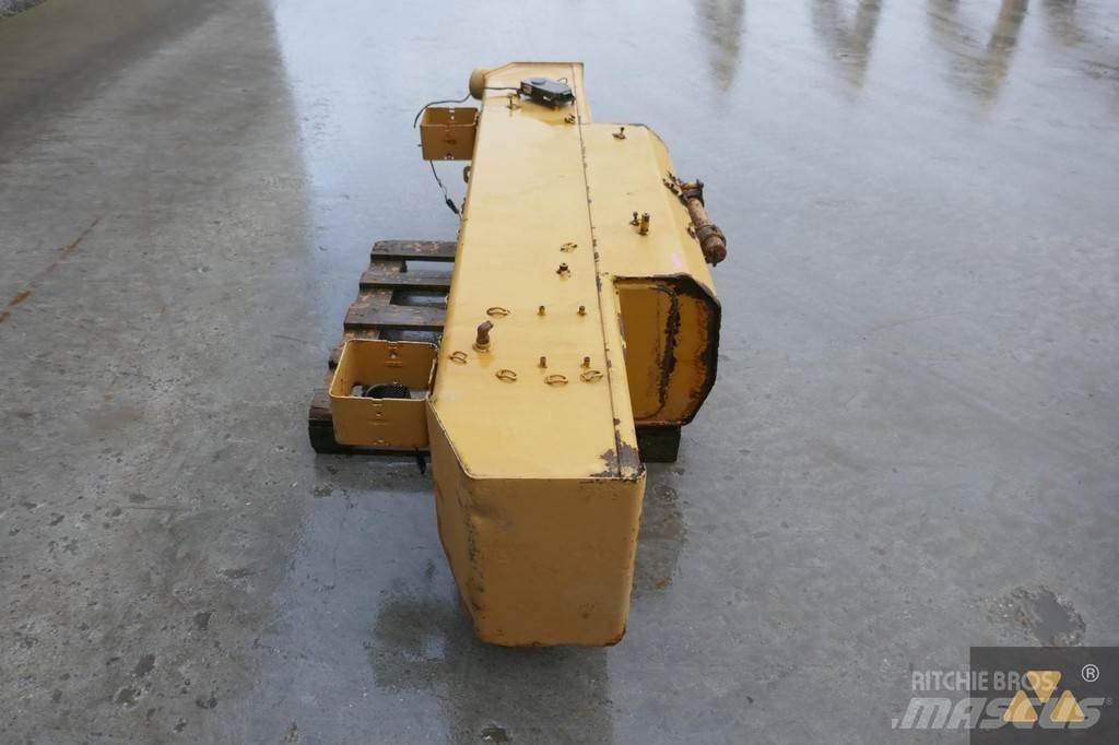 CAT 218-1843 Muut
