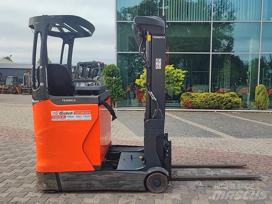 Linde R20B-01 Työntömastotrukit