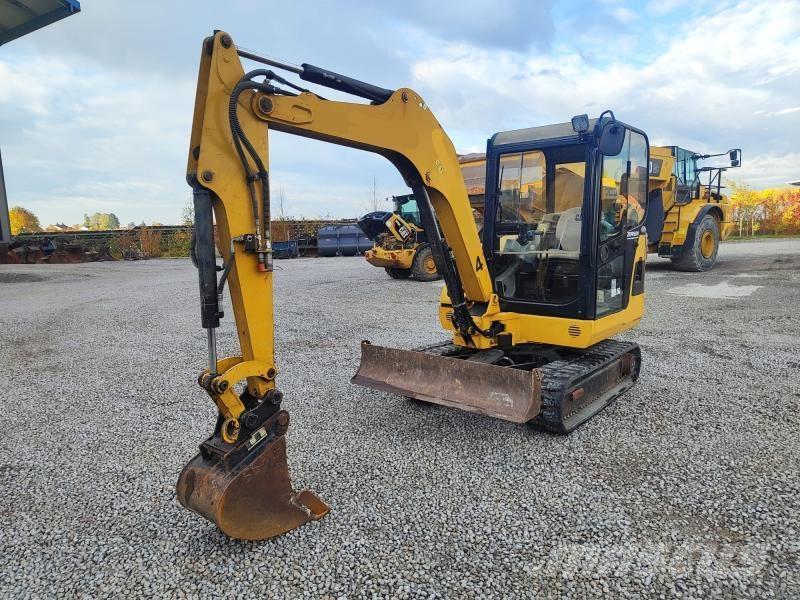 CAT 302.5C Minikaivukoneet < 7t