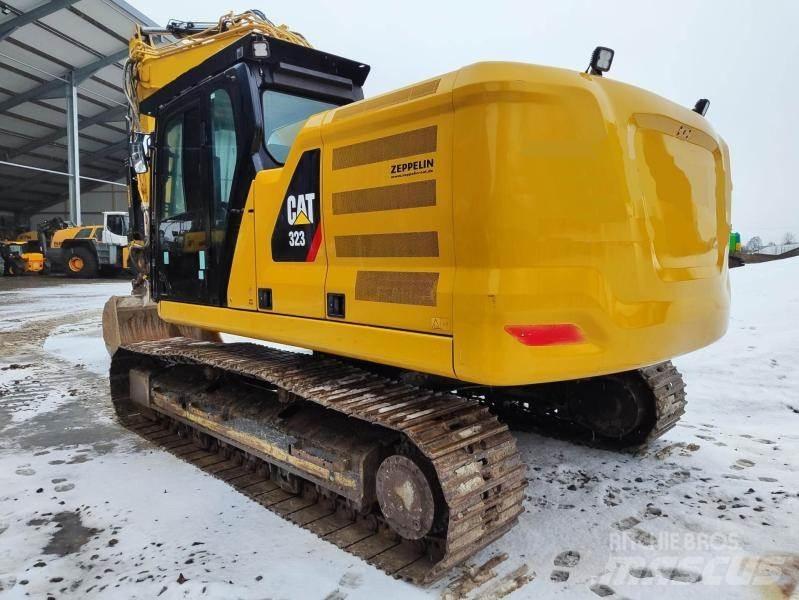 CAT 323 (07B) Telakaivukoneet