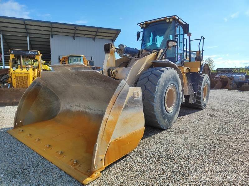 CAT 966M Pyöräkuormaajat