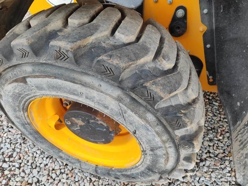 JCB 525-60 Pyöräkuormaajat