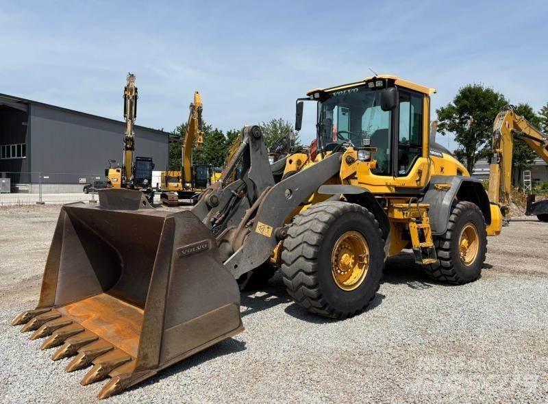 Volvo L90H Pyöräkuormaajat