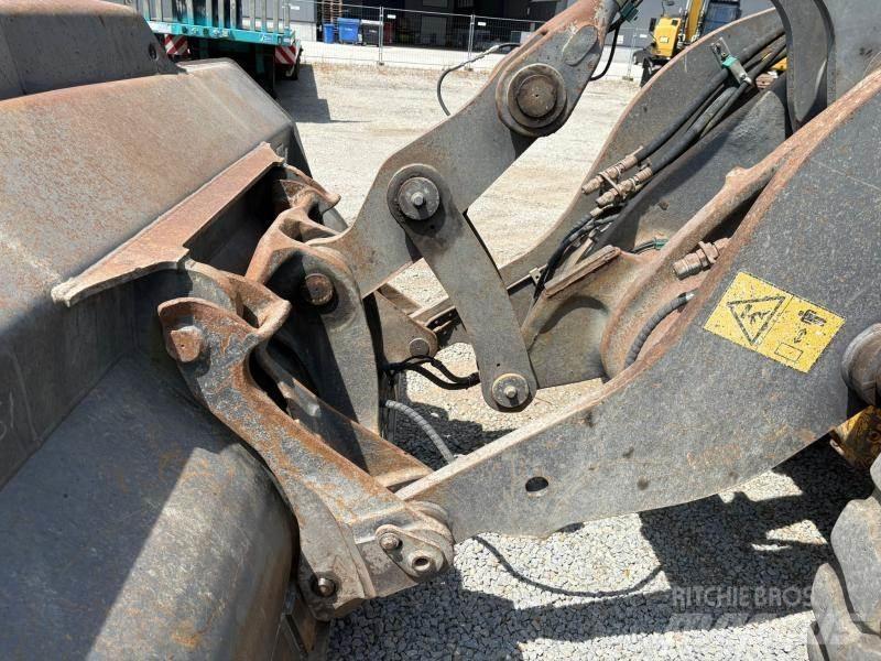 Volvo L90H Pyöräkuormaajat