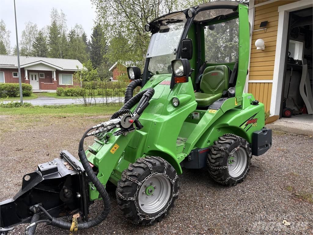 Avant 420 Pienkuormaajat
