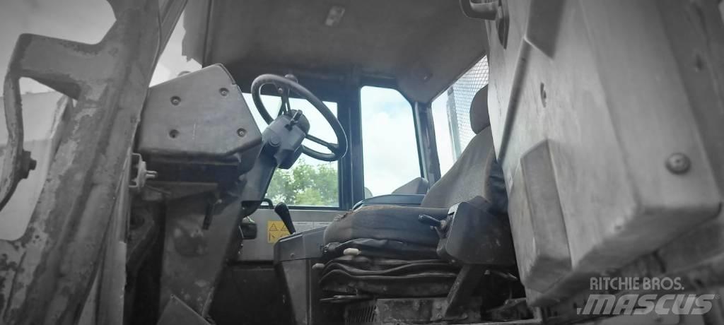 Komatsu HM 300-2 Dumpperit