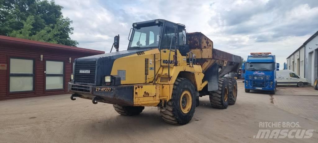 Komatsu HM 300-2 Dumpperit
