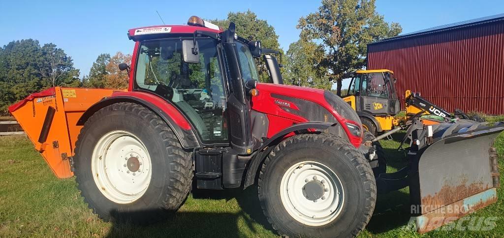 Valtra N114HT5 Traktorit