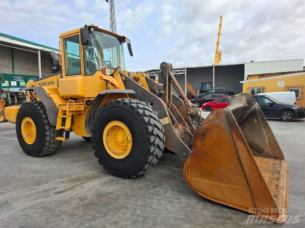 Volvo L 120 E Pyöräkuormaajat