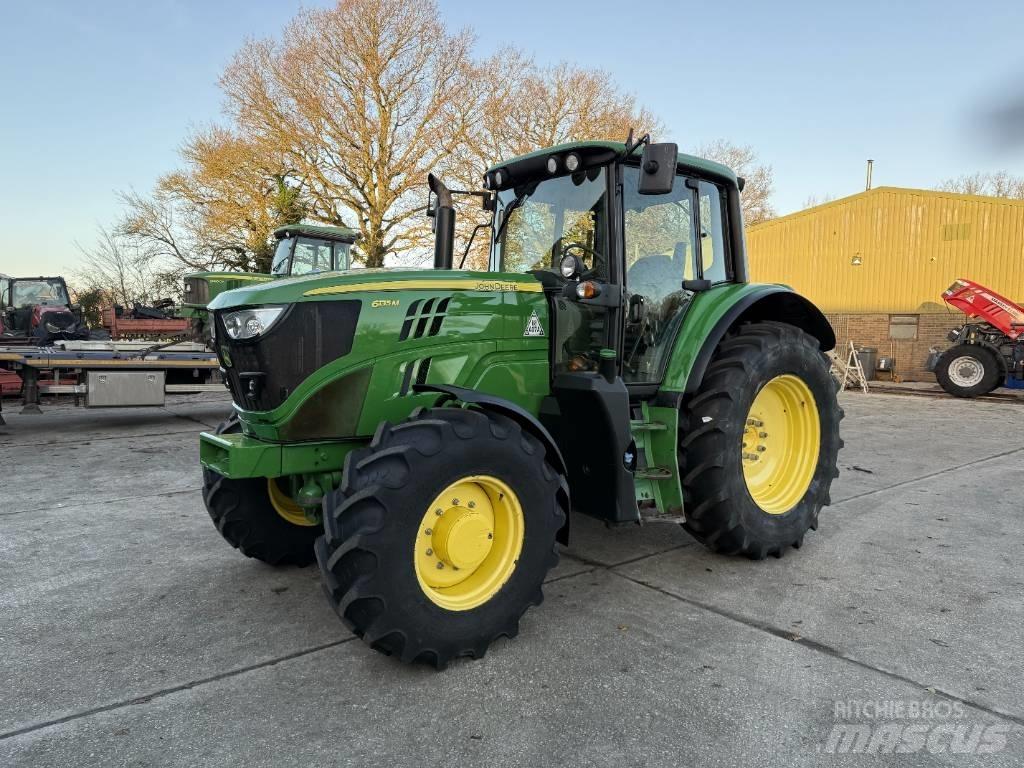 John Deere 6135M Traktorit