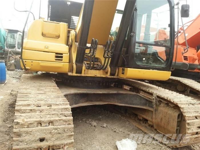 CAT 329 D L Telakaivukoneet