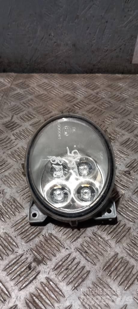 Scania R 440   2127431 Ohjaamot ja sisustat